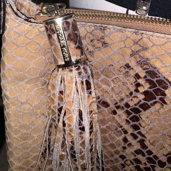 Michael Kors python crossbody bag - Picture 2 of 15